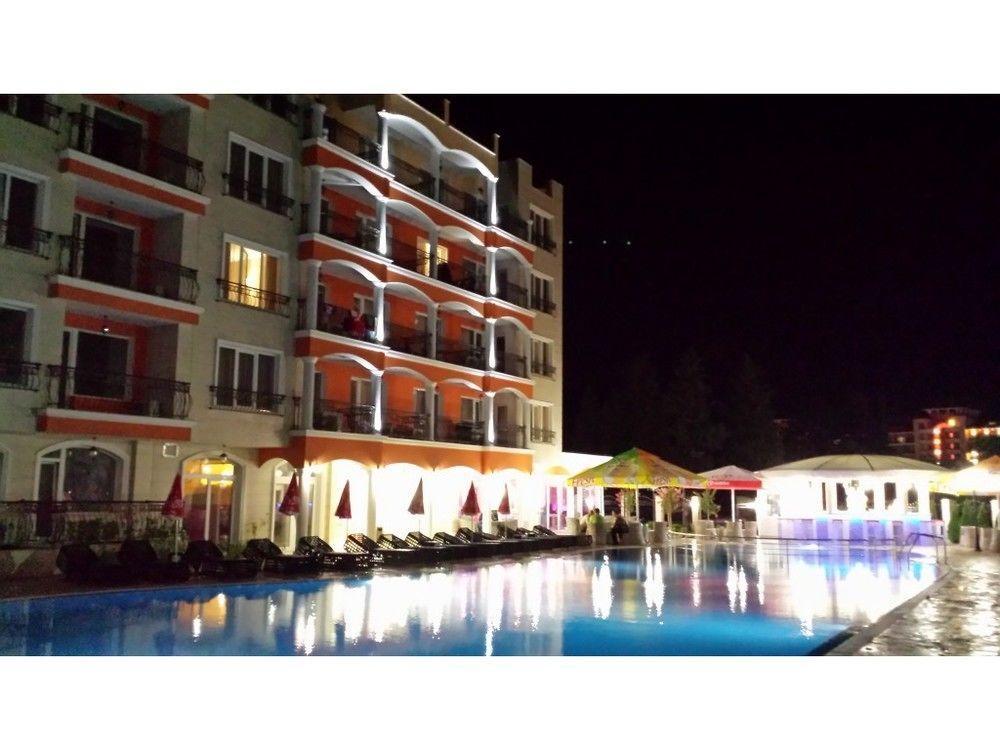 Hotel Avenue Σάνι Μπιτς Εξωτερικό φωτογραφία